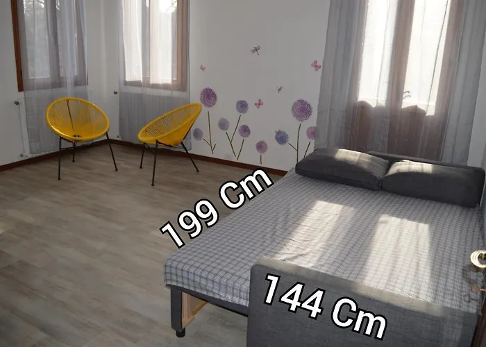 Noemi Venice Home